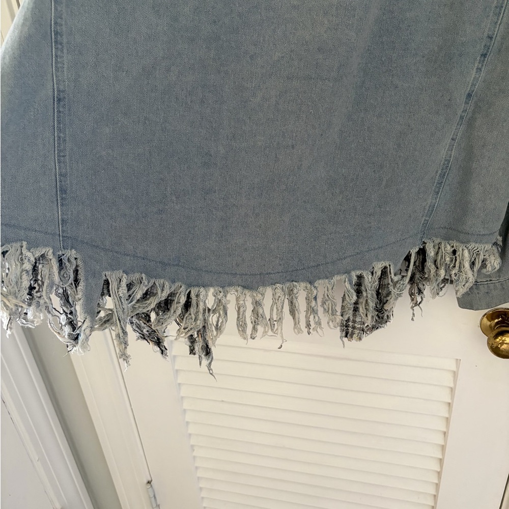 Denim Shacket - Picture 5 of 5